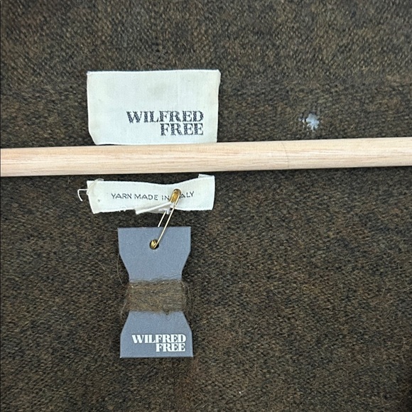 Aritzia Wilfred Free Deep Brown/Green Ballet Wrap Cardigan - Picture 5 of 9